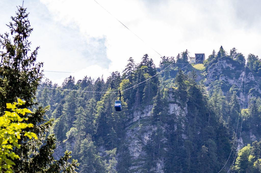 Gosaukammbahn - ein seltenes Original - Die Bahn ist zwar im Vergleich zu anderen und den Daten nicht sonderlich spektakulär, lässt aber dennoch viel von dem Seilbahn-Pioniergeist der Endsechziger Jahre verspüren. Die meisten dieser Bahnen sind eben längst verschwunden.  - © alpintreff.de - Christian Schön