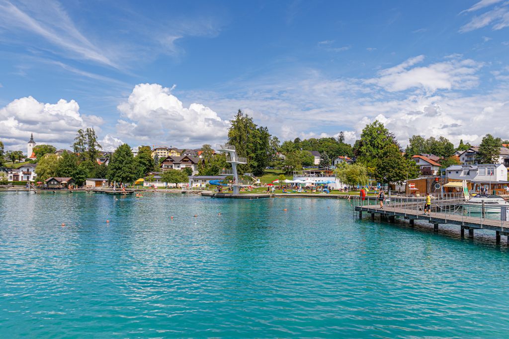 Strandbad Seewalchen Attersee - Das Strandbad in Seewalchen, am Nordufer des Attersees. - © alpintreff.de - Christian Schön