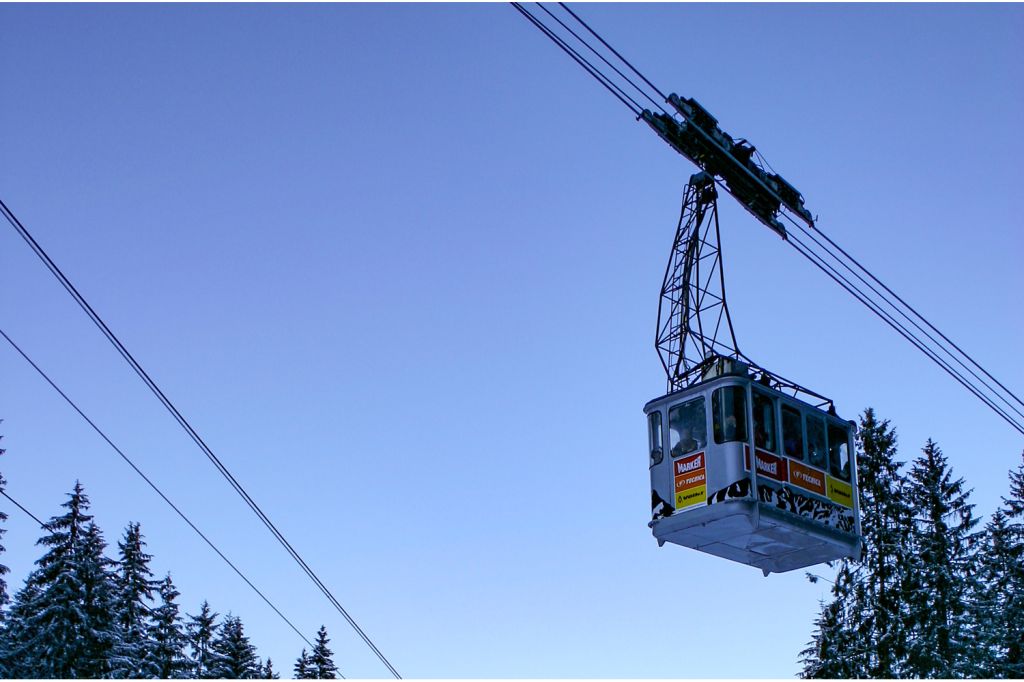 Alte Eibsee-Seilbahn Grainau - Die Streckenlänge betrug 4.450 Meter, der Höhenunterschied 1.950 Meter. 720 Personen konnte die Bahn in der Stunde befördern. - © alpintreff.de - Christian Schön