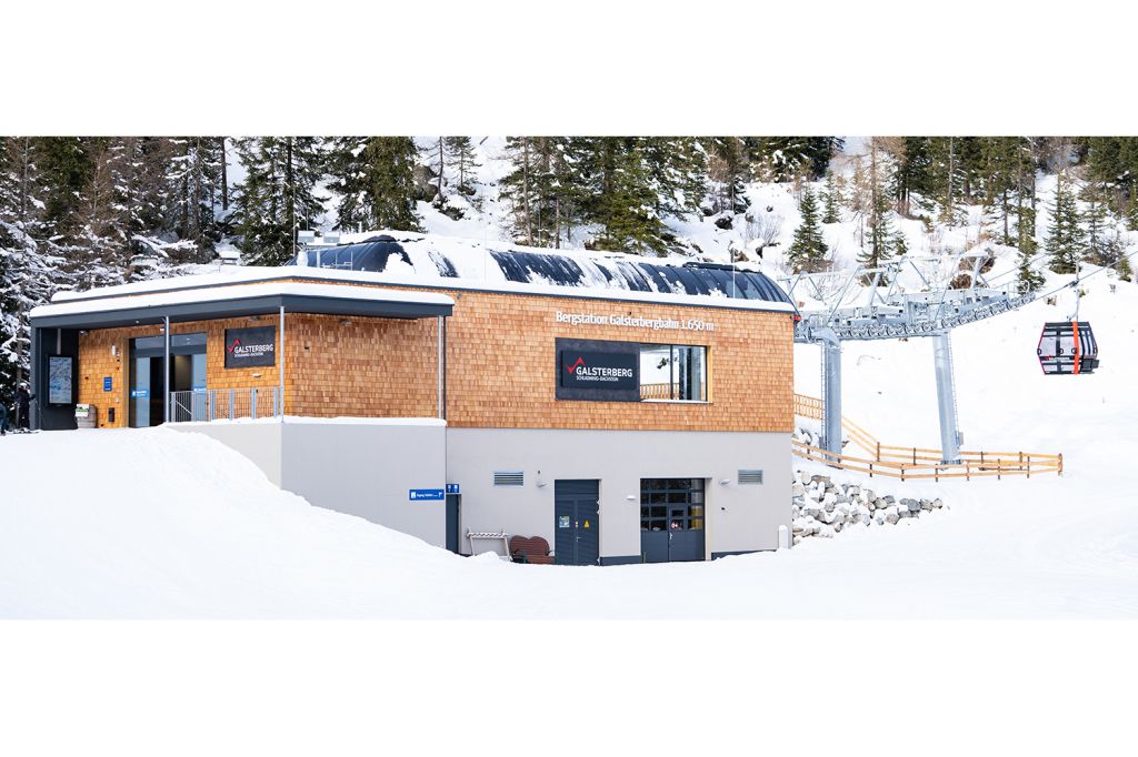 Bergstation - Gondelbahn Galsterbergalm - Noch etwas kleiner als die Talstation fällt die Bergstation der Gondelbahn Galsterbergalm aus. - © Josh Absenger Bergstation - Gondelbahn Galsterbergalm - Noch etwas kleiner als die Talstation fällt die Bergstation der Gondelbahn Galsterbergalm aus. - © Josh Absenger
