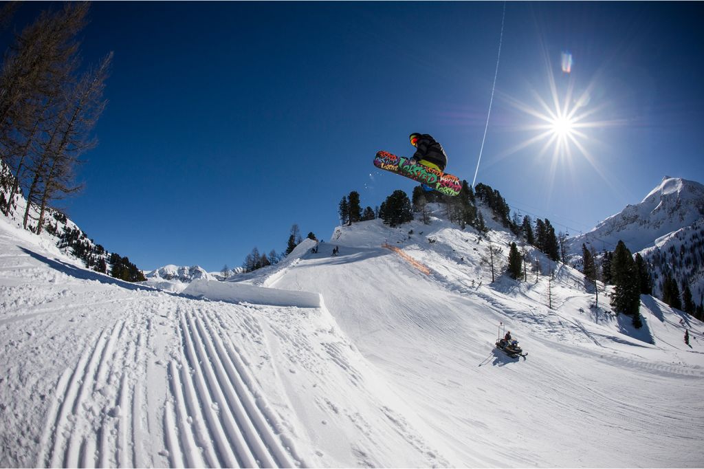 Snowpark The Spot Obertauern - Du erreichst ihn über die 4er-Sesselbahn Kehrkopf.  - © Tourismusverband Obertauern