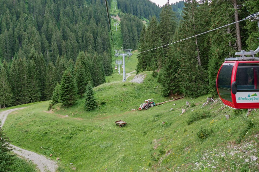 2019 - neuer Besuch - Nun folgen Bilder aus Sommer 2019. Die roten Gondeln sind schon wieder 11 Jahre alt. - © alpintreff.de - Christian Schön