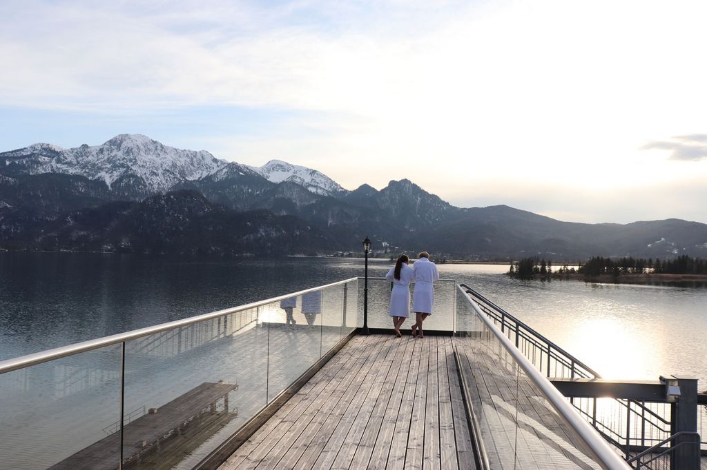 Entspannung - Ein großzügiges Massage- und Wellnessangebot stehen Dir zur Verfügung. - © Gemeinde Kochel am See / Kristall Therme Entspannung - Ein großzügiges Massage- und Wellnessangebot stehen Dir zur Verfügung. - © Gemeinde Kochel am See / Kristall Therme