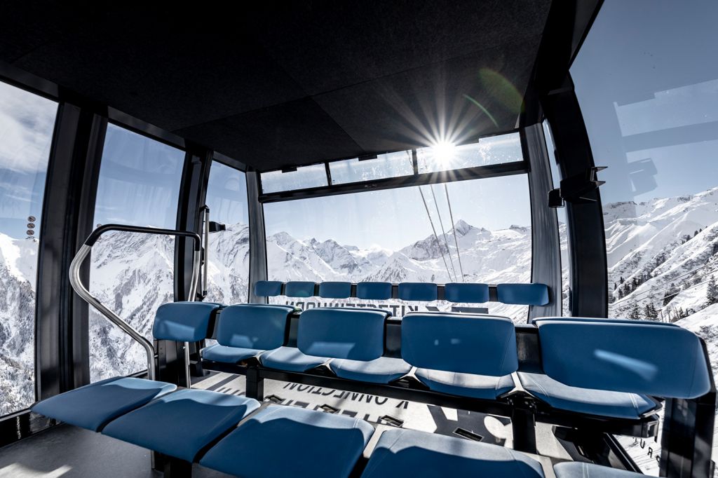 3K K-ONNECTION - Modernste Kabinen vom Typ Atria sorgen für eine komfortable Fahrt in der Bahn. Die Seilbahntechnik kommt von Leitner. - © Kitzsteinhorn 3K K-ONNECTION - Modernste Kabinen vom Typ Atria sorgen für eine komfortable Fahrt in der Bahn. Die Seilbahntechnik kommt von Leitner. - © Kitzsteinhorn
