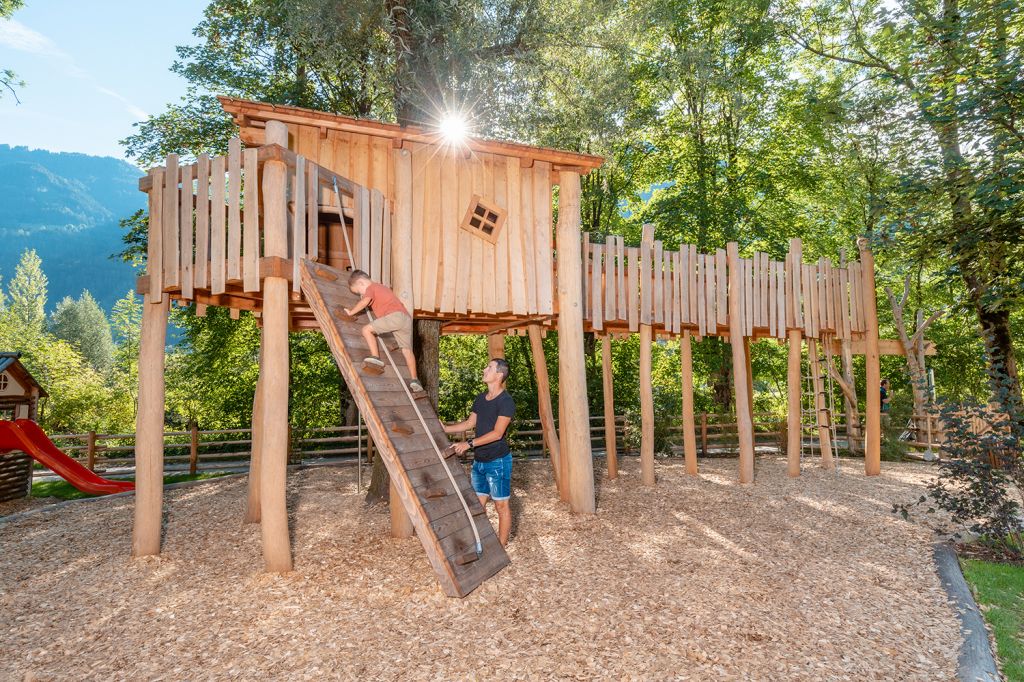 Hoch hinaus - Der Erlebnisspielplatz wurde 2020 eröffnet. - © TVB Mayrhofen, Thomas Eberharter Photography