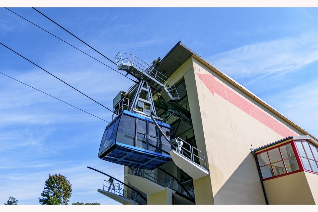 Streckenlänge der Untersbergbahn - Die Streckenlänge der Untersbergbahn beträgt 2.850 Meter. - © alpintreff.de - Christian Schön