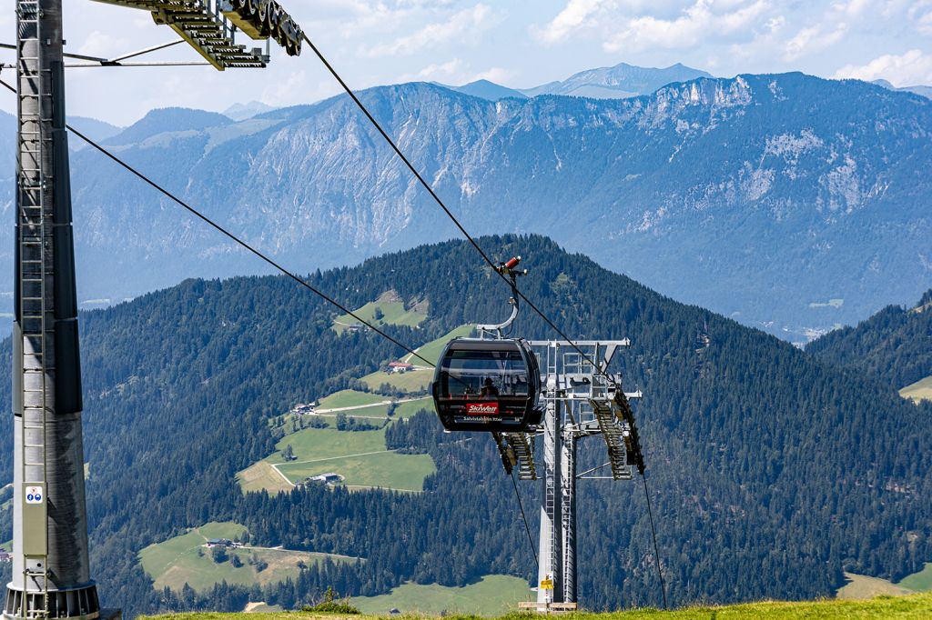 Einfach sitzenbleiben - An der Mittelstation entstand die neue Kraftalm. Tipp: Du kannst einfach sitzenbleiben, wenn Du bis zur Bergstation fahren möchtest.  - © alpintreff.de - Silke Schön