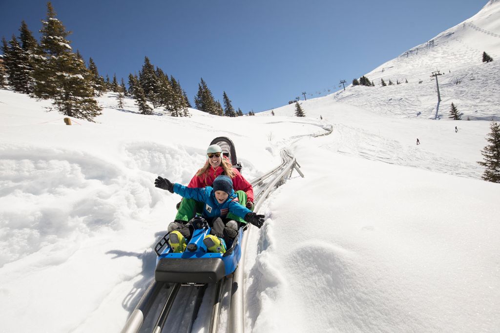 Alpbachtaler Lauser Sauser - Außerdem macht eine Fahrt mit dem Alpine Coaster Lauser Sauser auch im Winter eine Menge Spaß. - © Ski Juwel Alpbachtal Wildschönau