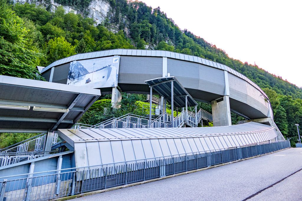 Neubau? - Bei den Unwettern am 17. Juli 2021 wurde der Startbereich der Bobbahn am Königssee nahezu komplett zerstört. - © alpintreff.de - Christian Schön