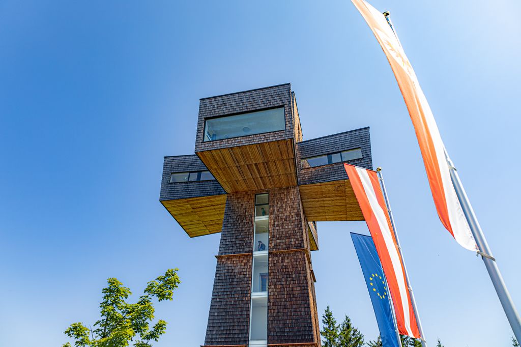 Räume mieten - Im Jakobskreuz befinden sich Konferenz- oder Tagungsräume. Eine sicherlich ganz besonderen Location für Dein Event. - © alpintreff.de - Silke Schön