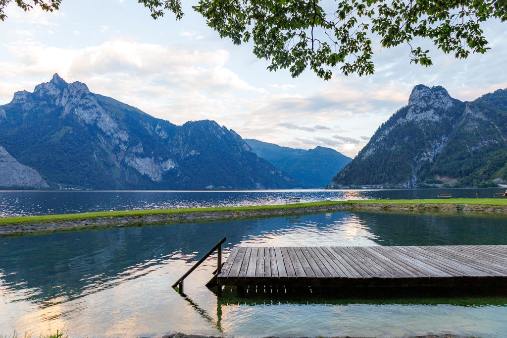 Badeplatz am Traunsee in Traunkirchen - Der Badeplatz in Traunkirchen am Traunsee. - © alpintreff.de - Christian Schön