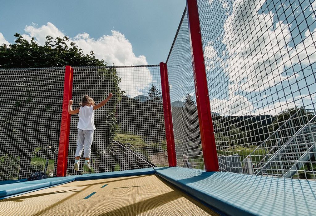 Freizeitpark Zahmer Kaiser - Walchsee - Trampoline sind immer beliebt bei Klein und auch Groß. - © Freizeitpark Zahmer Kaiser