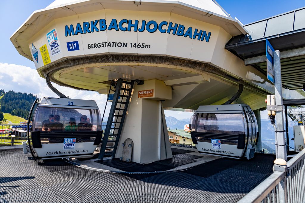 Bergstation Markbachjochbahn - Im Winter erschließt sie den Skigebietsteil am Markbachjoch und am Lanerköpfl. Dieses Skigebiet ist mit dem Rest des Ski Juwels Alpbachtal Wildschönau aber noch nicht verbunden. - © alpintreff.de - Silke Schön Bergstation Markbachjochbahn - Im Winter erschließt sie den Skigebietsteil am Markbachjoch und am Lanerköpfl. Dieses Skigebiet ist mit dem Rest des Ski Juwels Alpbachtal Wildschönau aber noch nicht verbunden. - © alpintreff.de - Silke Schön