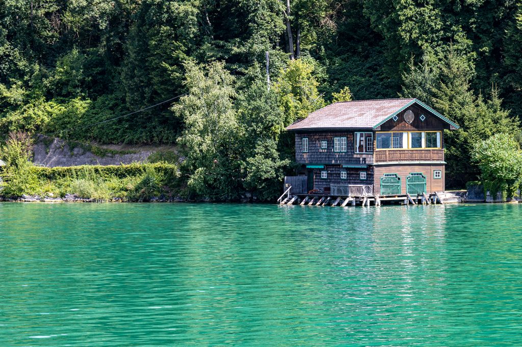 Wem gehört der Mondsee? - Schon gewusst? Der Mondsee ist seit dem 18. Jahrhundert Privateigentum, welches weiter vererbt wird.  - © alpintreff.de - Christian Schön