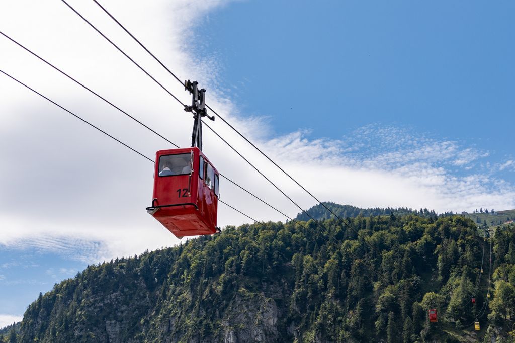 Alte Zwölferhorn Seilbahn St. Gilgen - Verabschieden wir uns also mit einem Blick, den man über 60 Jahre von St. Gilgen aus genießen konnte. - © alpintreff.de / christian Schön