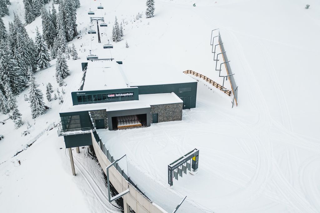 Asitzkogelbahn in Leogang - Talstation der Asitzkogelbahn in Leogang - © Leoganger Bergbahnen - Michael Geiler