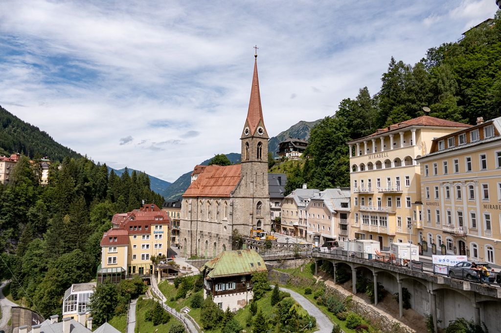 Bad Gastein - Die Pfarrkirche von Bad Gastein. - © alpintreff.de / christian Schön