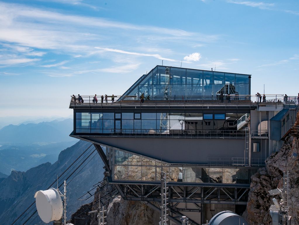 Bergstation Eibseeseilbahn - Bergstation der neuen Bayerischen Zugspitz-Seilbahn (Eibseeseilbahn) - © alpintreff.de / christian schön