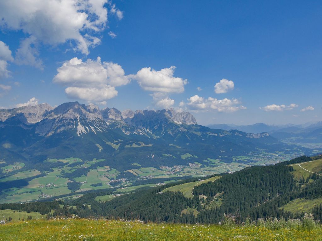 Kaiserblick vom Brandstadl - So sieht der Blick auf den Kaiser übrigens aus. - © alpintreff.de / christian schön Kaiserblick vom Brandstadl - So sieht der Blick auf den Kaiser übrigens aus. - © alpintreff.de / christian schön