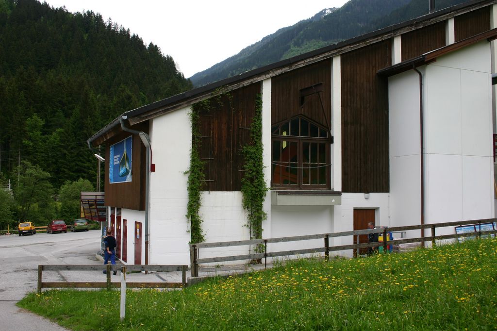 Alte Ahornbahn von 1968 in Mayrhofen - Eine ähnliche Konstruktion ist heute noch am Venet in Zams bei Landeck in Betrieb. - © alpintreff.de / christian Schön