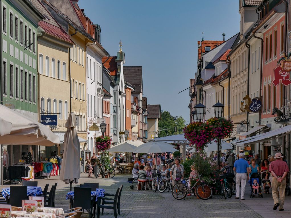 Altstadt Füssen - Zu essen gib´s genug. - © alpintreff.de - Christian Schön