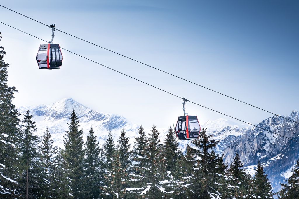 Top Aufwertung - 10er Gondelbahn Galsterbergalm - Durch die neue 10er Umlaufbahn Galsterbergalm erfährt das Skigebiet Galsterberg eine tolle Aufwertung in relation zu dem recht kleinen Gebiet. - © Josh Absenger