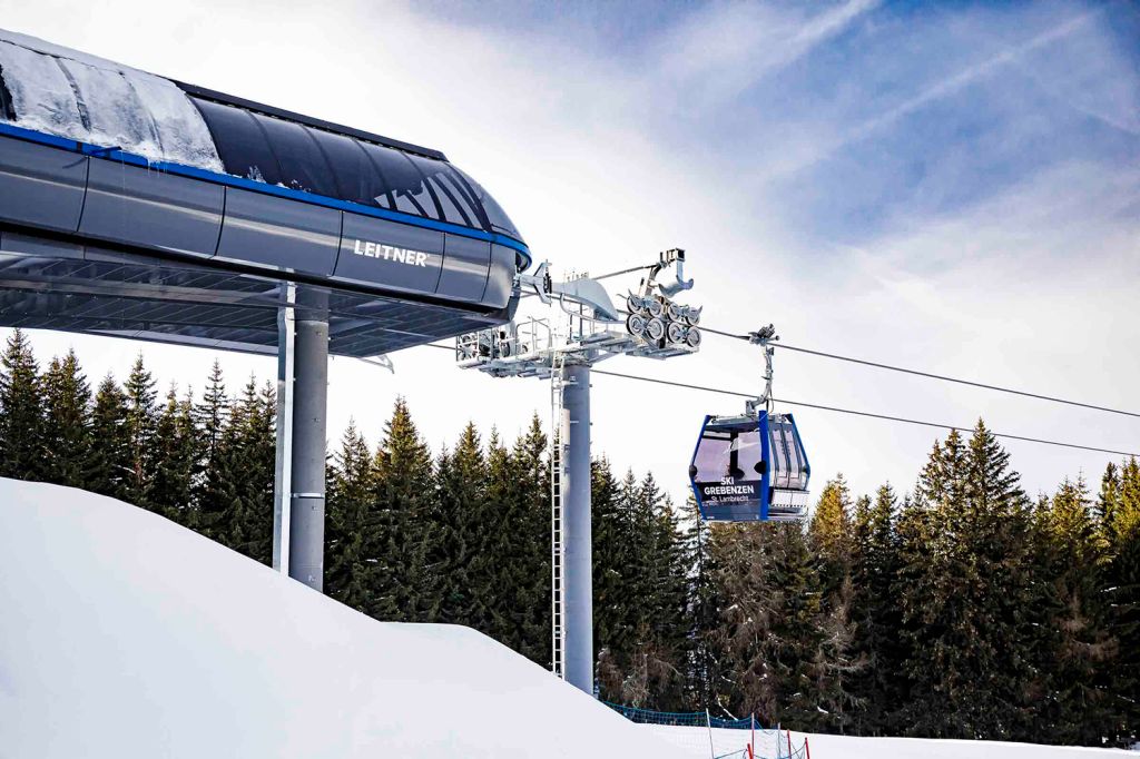 Gondelbahn Greben10 - Skigebiet Grebenzen - Neu in der Seiaon 2022/2023 ist die Gondelbahn Greben10 im Skigebiet Grebenzen. Die Gondel ist Zubringerbahn und steigert den Komfort im Skigebiet immens. - © Mediahome Werbeagentur