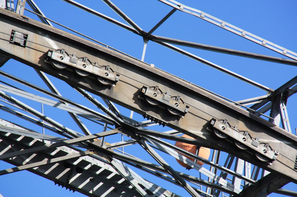 Hochalmbahn Garmisch-Partenkirchen - Technik-Detail: Stützenkopf der Seilbahnstütze - © alpintreff.de / christian Schön