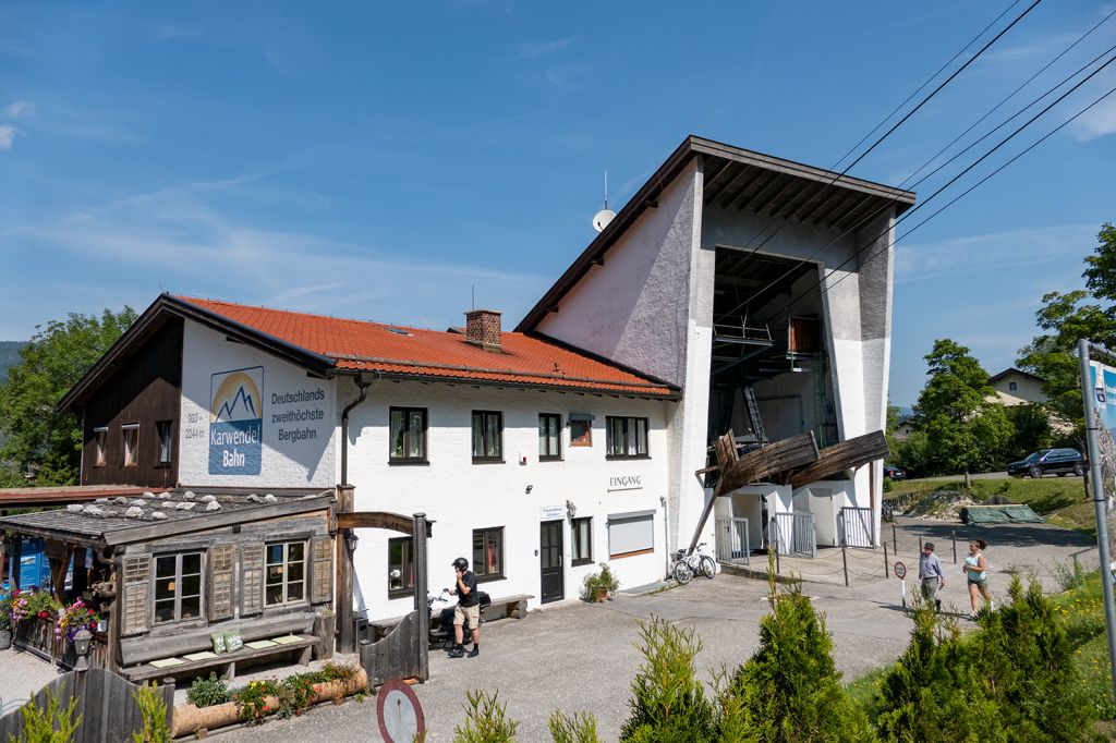 Karwendelbahn Mittenwald - Talstation der Karwendelbahn - © alpintreff.de / christian Schön