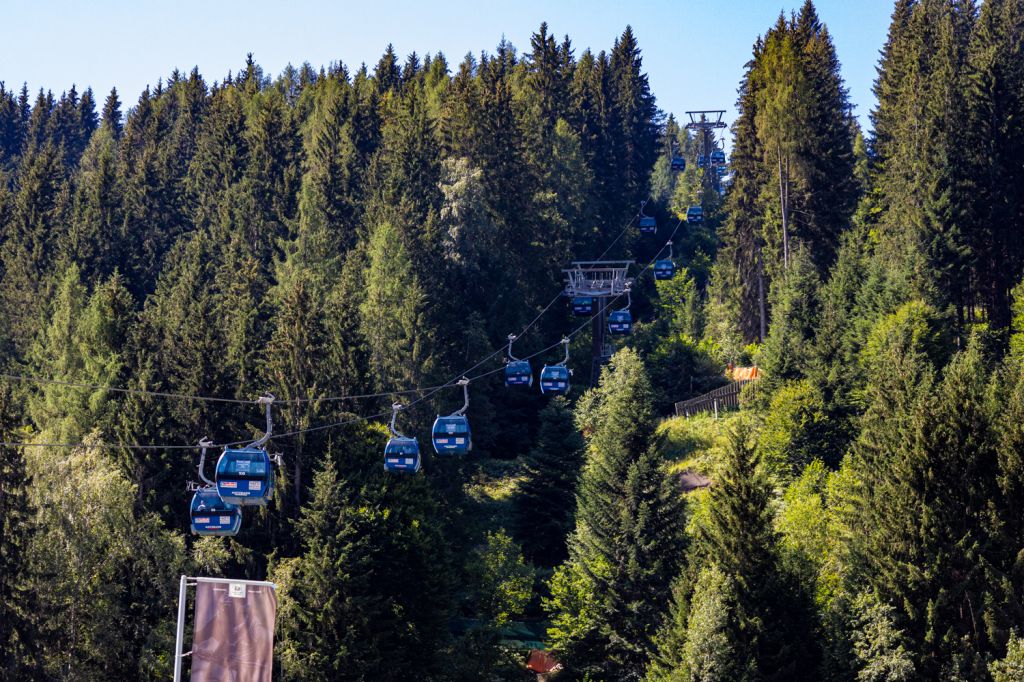 Asitzbahn - Leogang - Bilder - Die Streckenlänge der Asitzbahn beträgt 1.443 Meter. Dabei überwindest Du einen Höhenunterschied von mehr als 470 Metern. - © alpintreff.de - Christian Schön