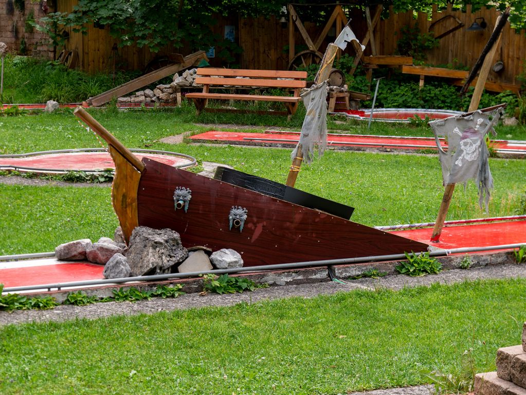 Minigolfanlage Bad Faulenbach - Füssen - Eine wunderschöne Anlage mit liebevoller Gestaltung. Das lassen wir so stehen. - © alpintreff.de / christian Schön