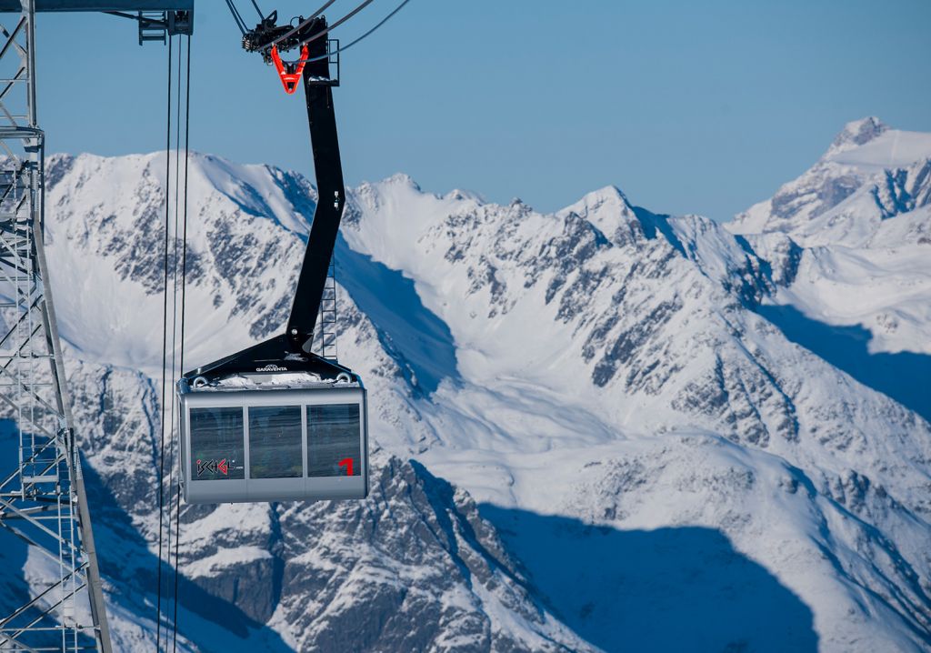 Piz Val Gronda Bahn - Piz Val Grond Bahn in Ischgl - Stütze zwei mit Bergpanorama - © Bild: TVB Paznaun - Ischgl