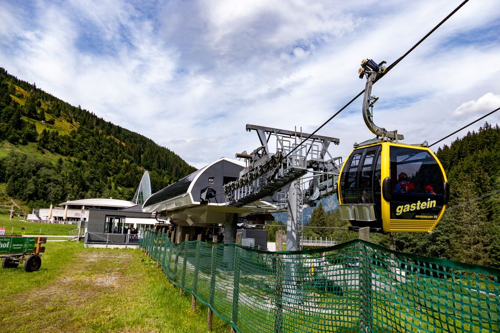 Senderbahn Angertal - Dass wir an einem Wanderschaukeltag da waren, war irgendwie reiner Zufall. An anderen Tagen sind die Senderbahn und die Kaserebenbahn nicht geöffnet. - © alpintreff.de / christian Schön