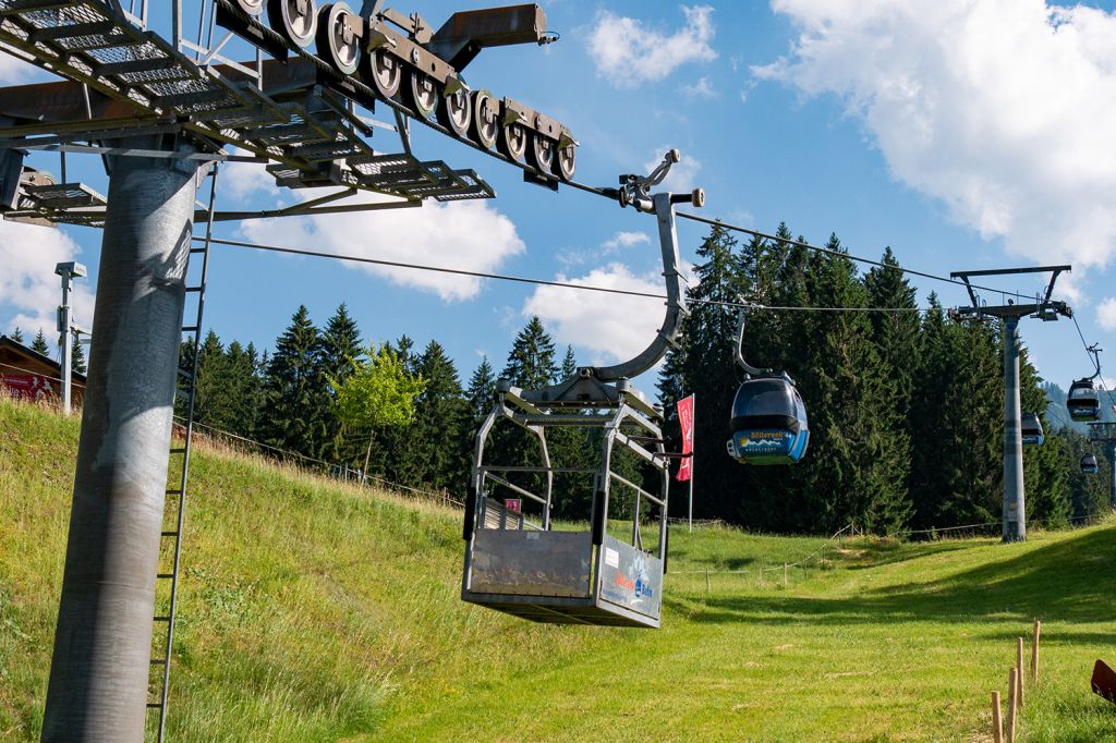 Streckenlänge alte Söllereckbahn - Die Streckenlänge der alten Söllereckbahn betrug 2.025 Meter mit einem Höhenunterschied von 324 Metern. - © alpintreff.de - Christian Schön Streckenlänge alte Söllereckbahn - Die Streckenlänge der alten Söllereckbahn betrug 2.025 Meter mit einem Höhenunterschied von 324 Metern. - © alpintreff.de - Christian Schön