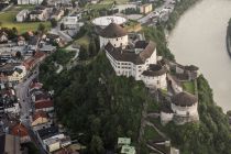 Kufstein, die Perle Tirols - Die Lage der Festung Kufstein aus der Luft.  • © TVB Kufsteinerland, Lolin