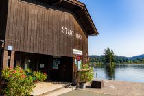 Falls Du den Schwarzsee per Boot oder SUP erkunden möchtest - auch das geht. • © alpintreff.de - Silke Schön