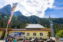 Streckenlänge Gosaukammbahn - Die Streckenlänge der Gosaukammbahn beträgt 1.105 Meter. Dabei legst Du 547 Höhenmeter zurück. • © alpintreff.de - Christian Schön