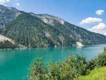 Achensee - Tirol - Anliegende Orte sind Wiesing, Maurach, Pertisau und Achenkirch.  • © alpintreff.de - Christian Schön