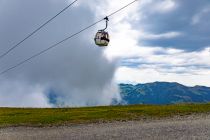 In der Alpbachtalcard Sommer/Winter oder der Kitzbüheler Alpen Sommer Card ist die Benutzung der Wiedersbergerhornbahn inbegriffen. • © alpintreff.de - Silke Schön