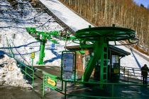 Sessellift Skiflugschanze Oberstdorf - Bis 2017 beförderte ein Sessellift die Sportler und Gäste nach oben. • © alpintreff.de - Christian Schön