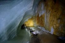 Schellenberger Eishöhle - Marktschellenberg - Ziel ist die Fuggerhalle, der tiefste Punkt des Rundganges.  • © Verein für Höhlenkunde Schellenberg e.V.