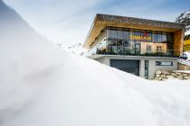 Skigebiet Rifflsee - Pitztal - Die Sunnaalm sorgt für Pause und Stärkung. • © Pitztaler Gletscherbahn GmbH & Co. KG - Daniel Zangerl