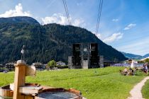 Ahornbahn Mayrhofen - Ahornbahn mit Penkenbahn im Hintergrund • © alpintreff.de / christian Schön