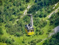 Alpspitzbahn Garmisch-Partenkirchen - Die Gondel kurz vor der Bergstation. • © alpintreff.de / christian Schön