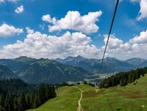 Talblick während der Bergfahrt zum Füssener Jöchle • © alpintreff.de / christian schön