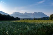 Blick auf das Karwendelmassiv • © alpintreff.de / christian Schön