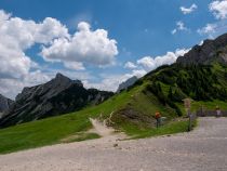 Bergwelt Füssener Jöchle - Im Sommer Wandergebiet, im Winter Skibetrieb am Füssener Jöchle. Malerische Bergwelten. • © alpintreff.de / christian schön