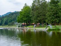 Freibad Obersee Füssen - Das Freibad am Obersee in Füssen ist ein beliebtes Naturfreibad. • © alpintreff.de / christian Schön