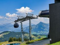 Ausblicke mit Hartkaiserbahn - Ein paar Ausblicke von der Bergstation. Hier mit direkter Sicht auf das Kitzbüheler Horn • © alpintreff.de / christian schön