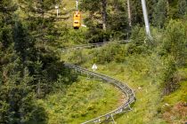 In Imst -genauer: Hoch-Imst- gibt es etwas Feines, und zwar einen Alpine Coaster. Direkt beim Family-Park geht es los.  • © alpintreff.de - Christian Schön